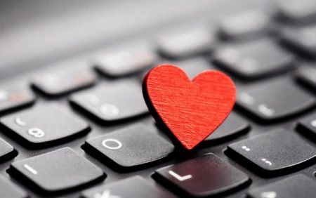 Romance Scams and the Psychology Behind Stealing Hearts and Wallets